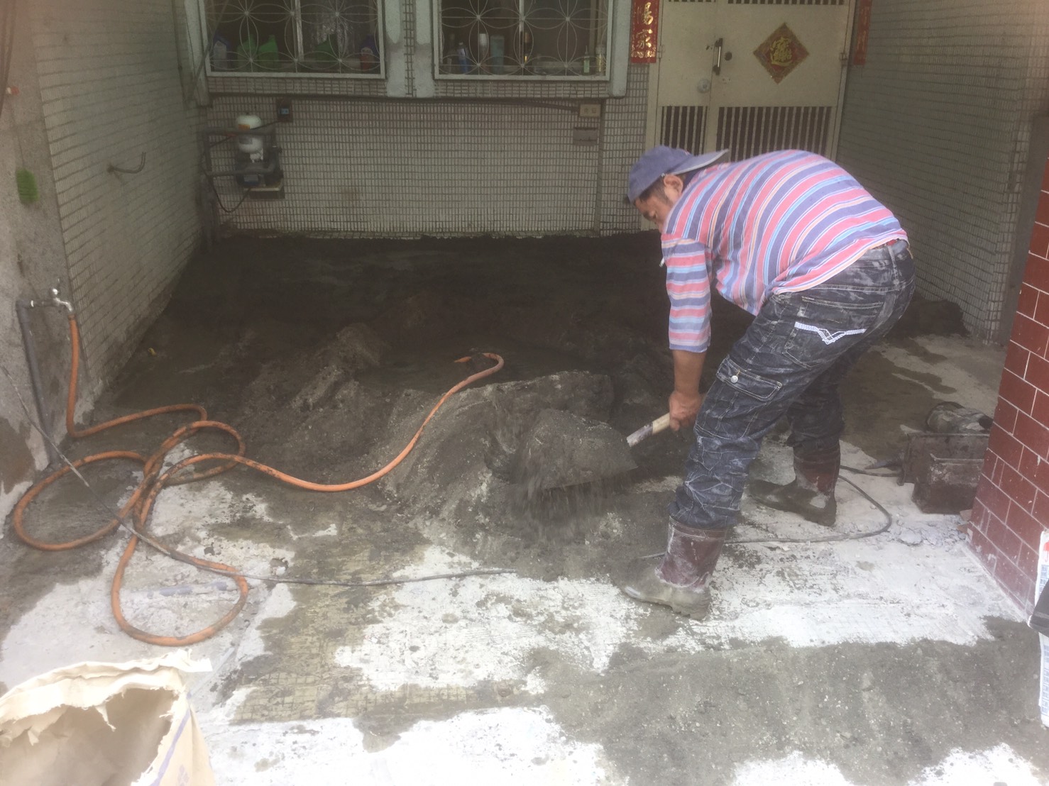 舖地磚工程